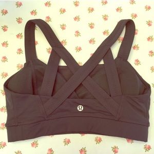 Lulu Lemon sports bra size 6